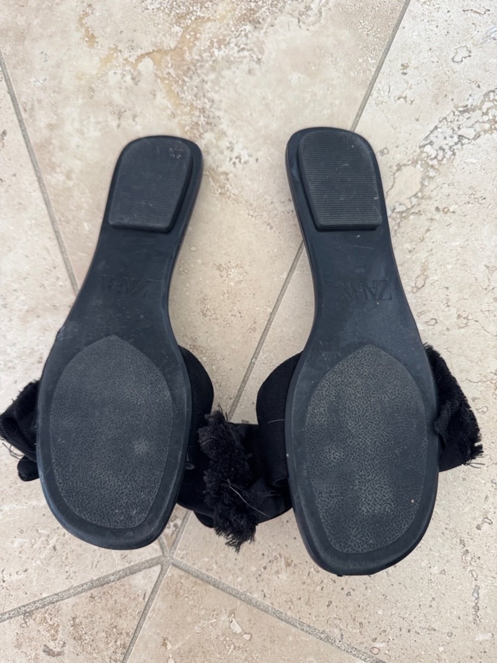 Zara Black Bow Slide Sandals - Picture 2 of 4